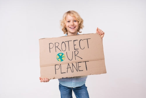 Introducing Kids to the Fascinating World of Plants and Animals Through Workshops
