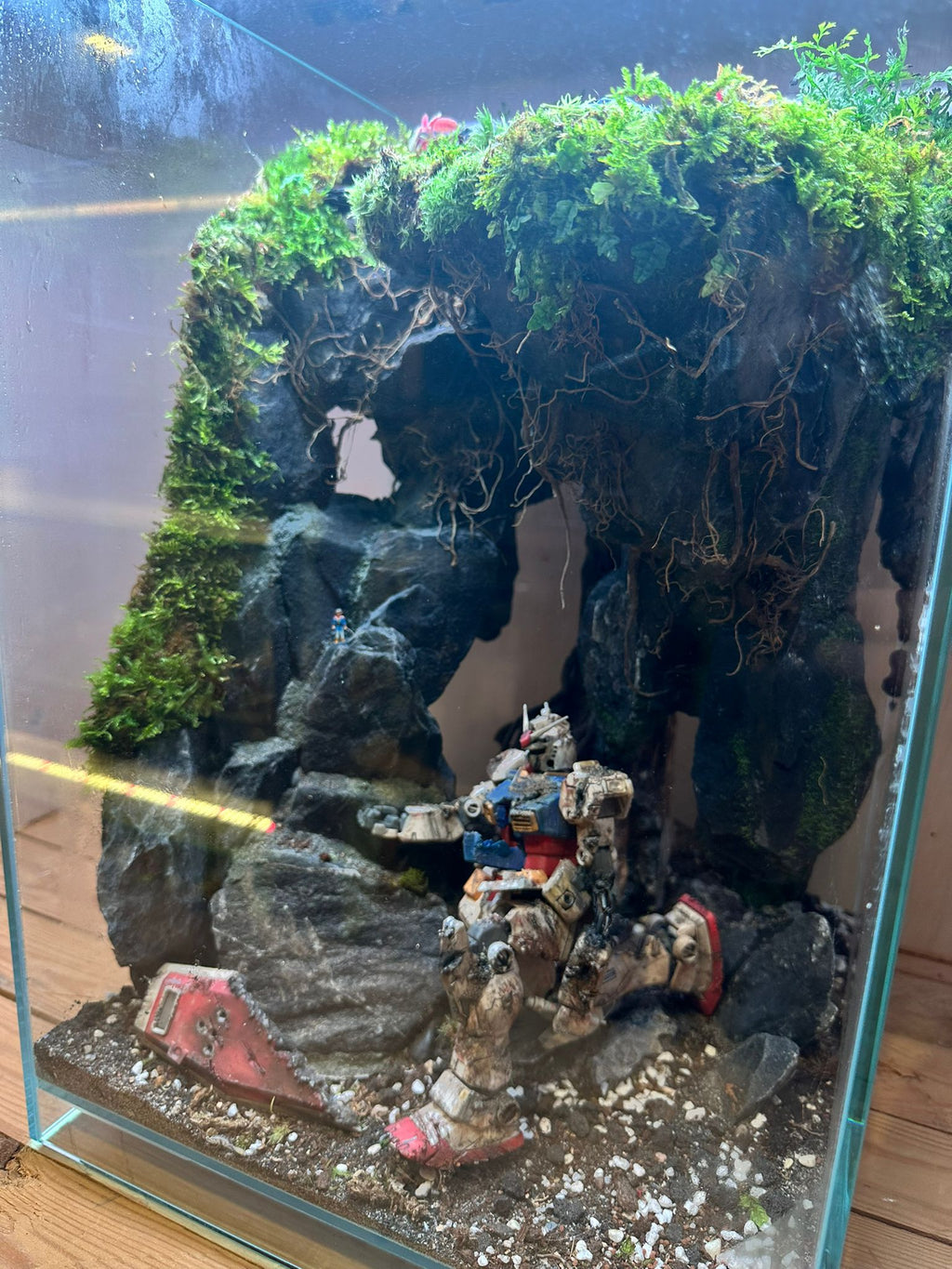 GUNPLA TERRARIUM - Retrieving the Fallen (30x30x45cm)