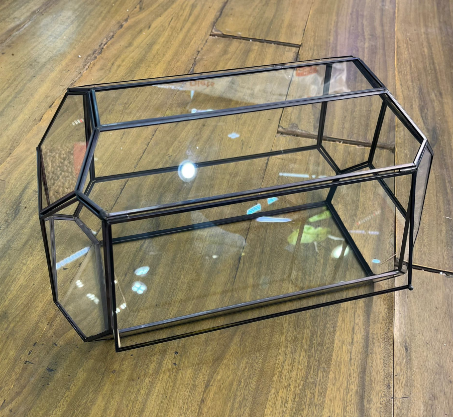 EDENS GARDEN CASA (Front Flap Door / 40x22x25cm)