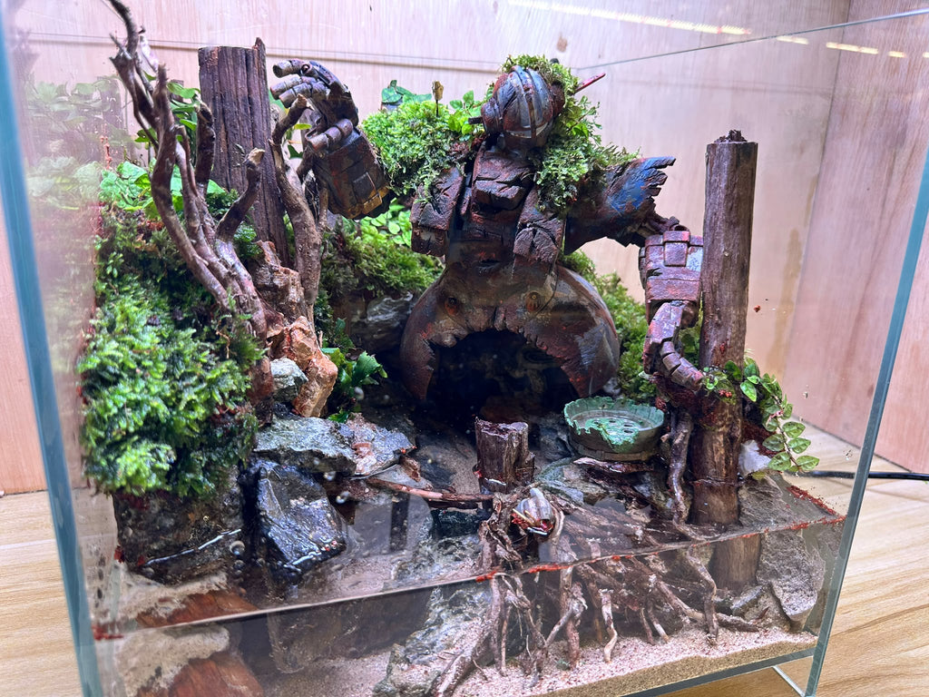 GUNPLA PALUDARIUM - Rusty Zeong (30 x 30 x 30cm)