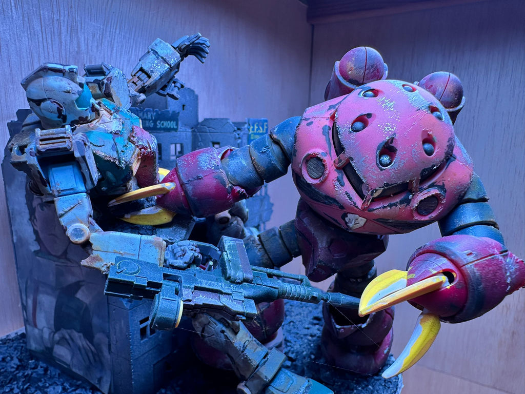 GUNPLA DIORAMA - Crushing Defeat (20x20x16cm)