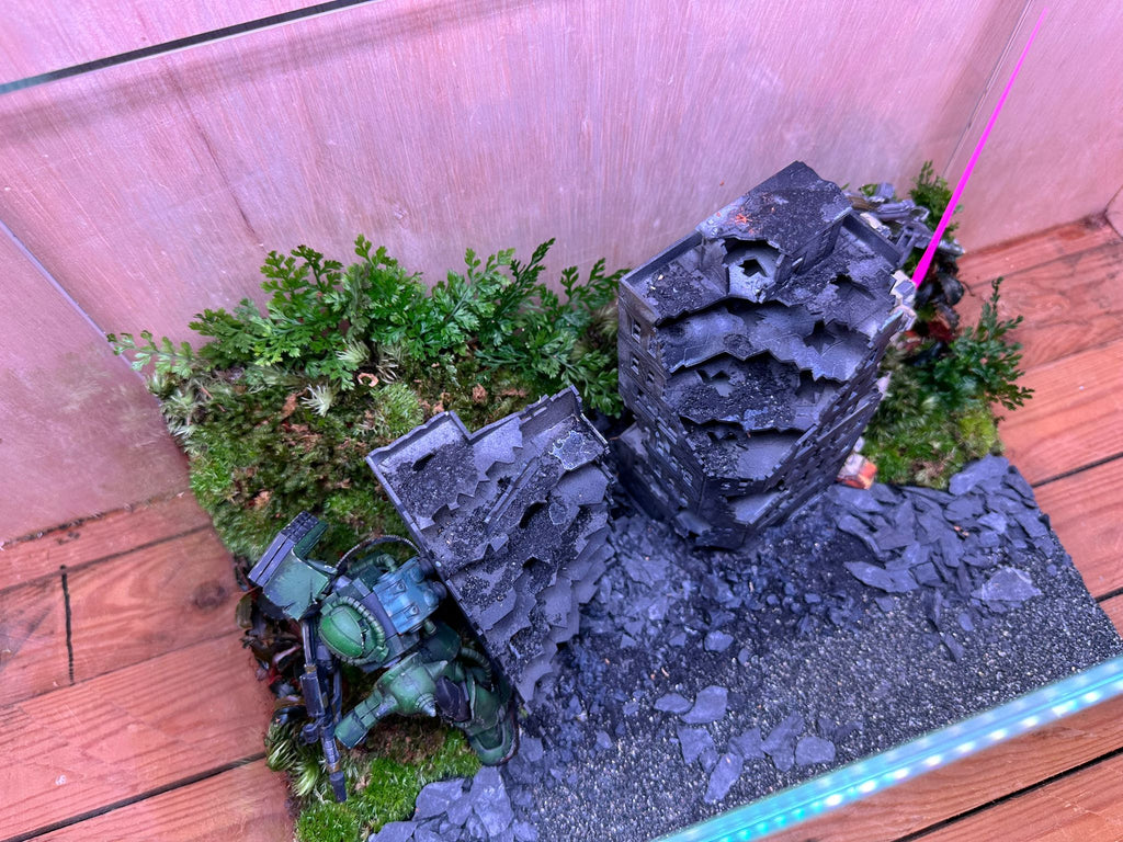 GUNPLA TERRARIUM - Urban Battle (Skybox 36x22x26cm)