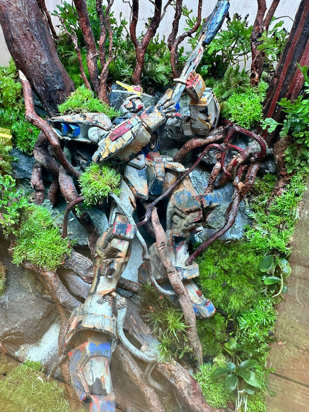 GUNPLA TERRARIUM - Fallen Gundam #2 (25x25x35cm)
