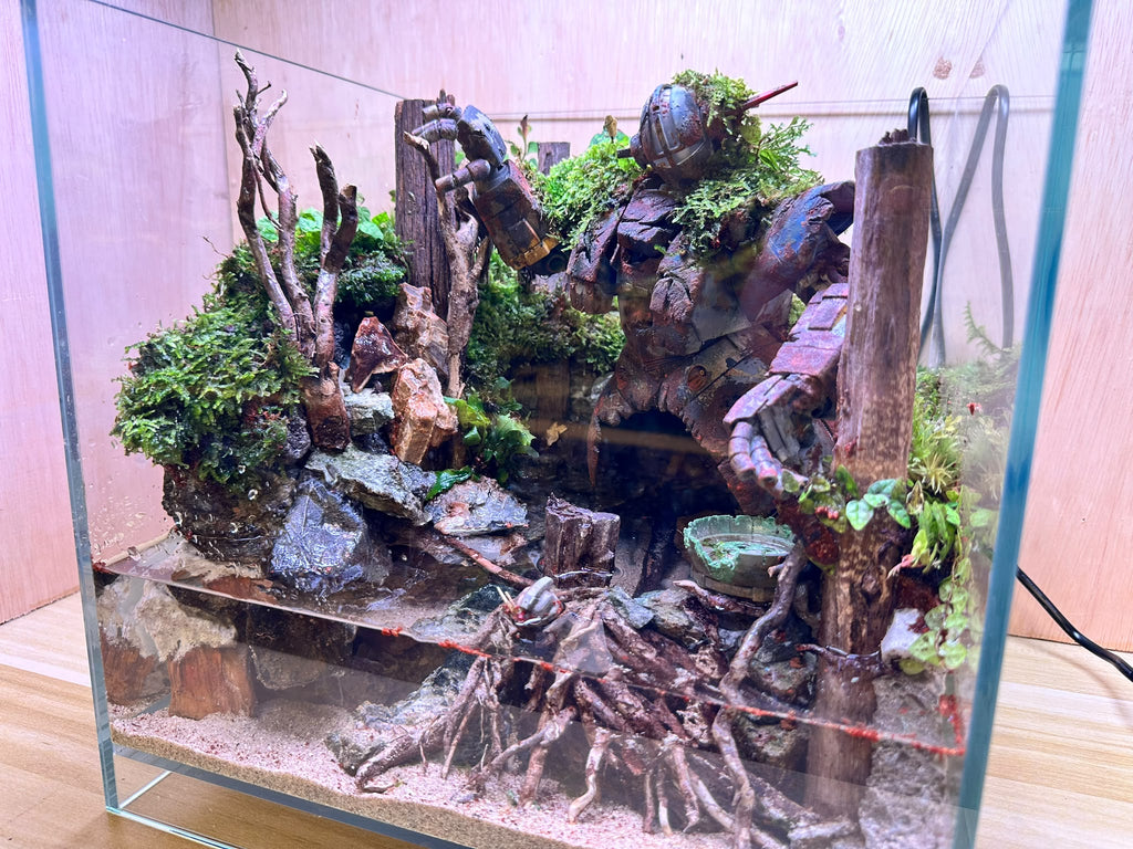 GUNPLA PALUDARIUM - Rusty Zeong (30 x 30 x 30cm)