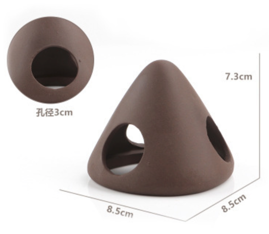 GUSH Triangle Hut (8.5 x 8.5 x 7.3cm)