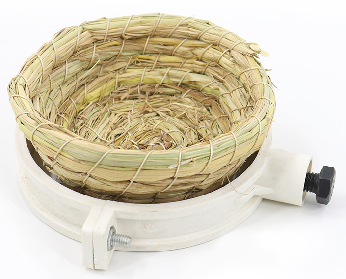 FIDS-PLAY NESTER (Straw Nest with Base)